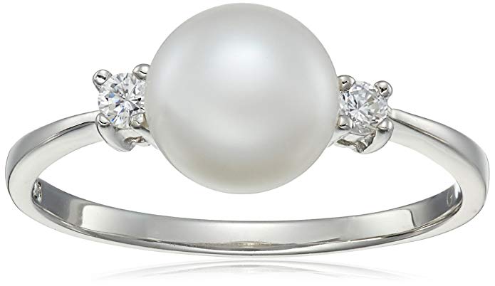Bella Pearl and Cubic Zirconia Solitaire Ring